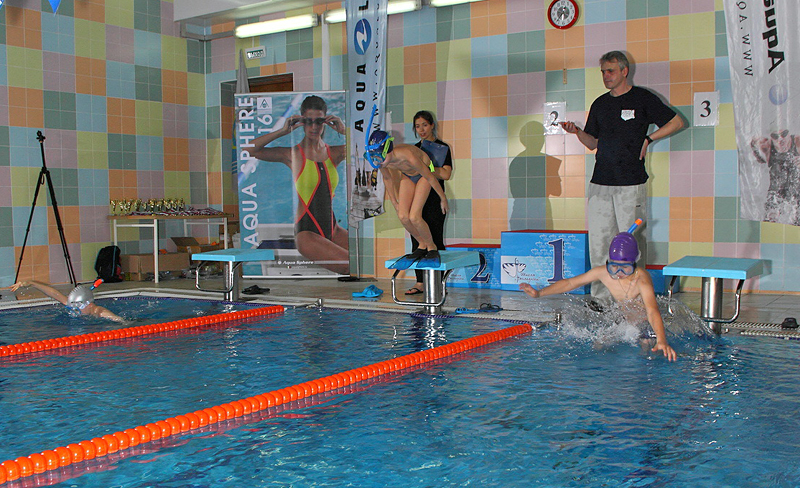 Детско-юношеские соревнования по плаванию в ластах